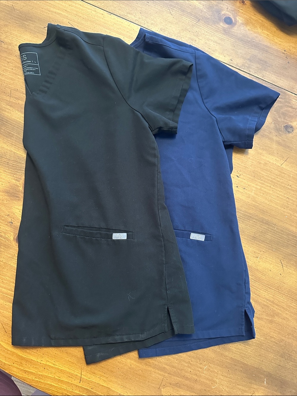 Women’s Figs Scrub top set-Size Large-black and Navy
